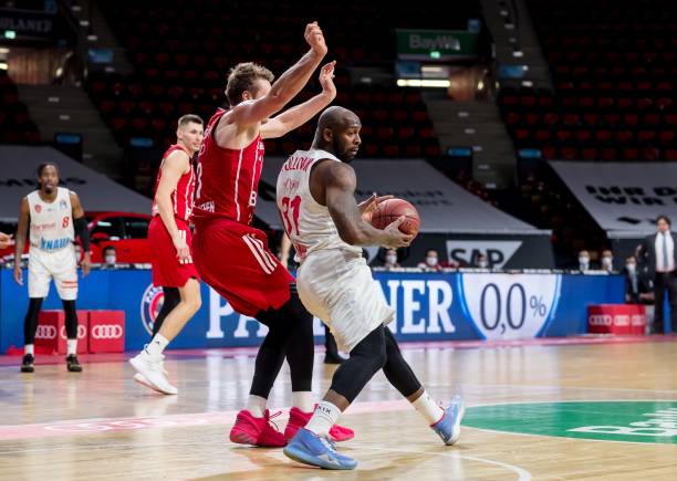 篮的比赛中 篮的比赛中