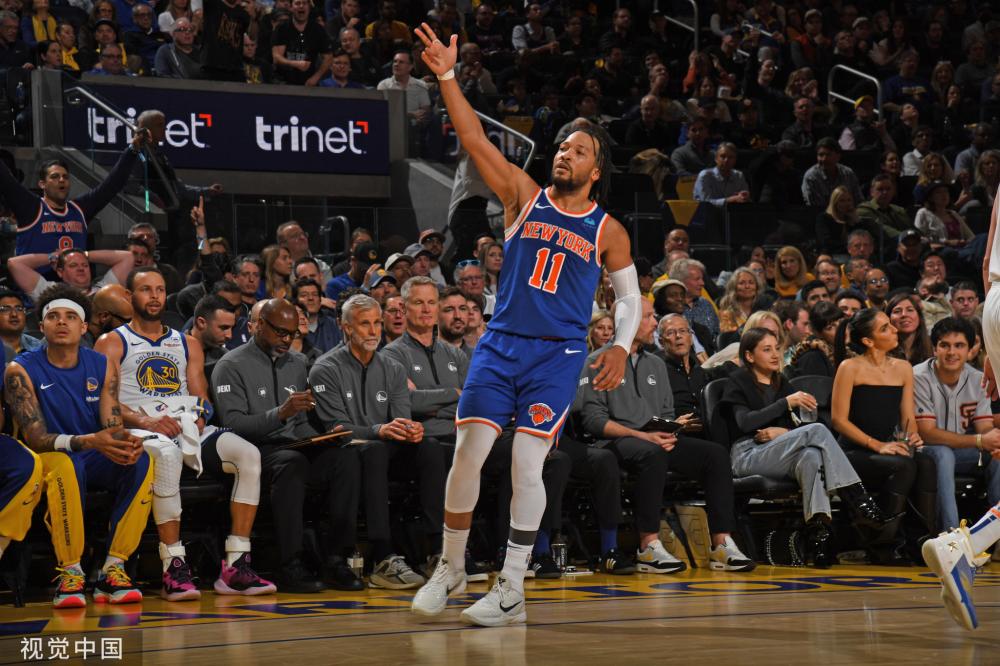 教练组的深 教练组的深