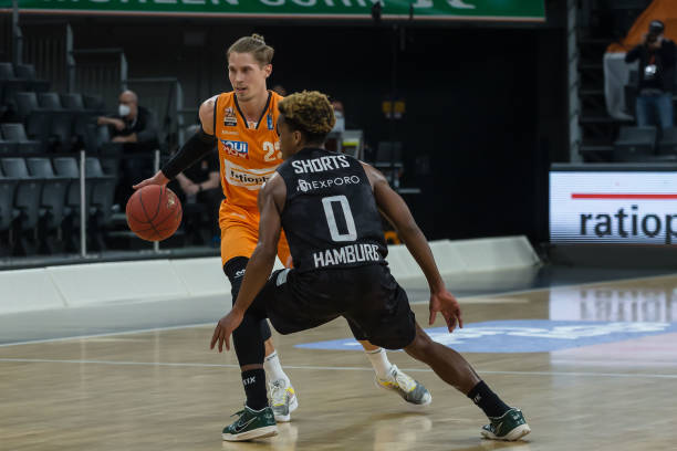 强对手时 强对手时