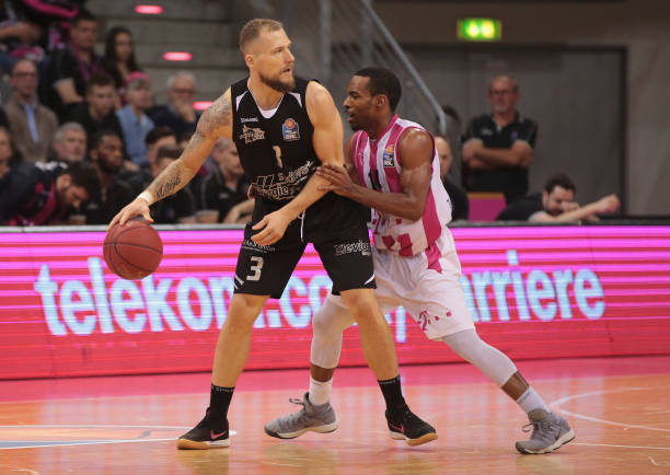 网球新星布 网球新星布